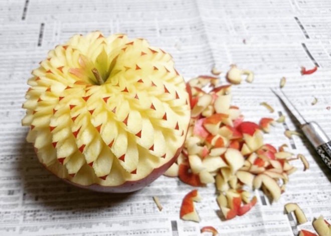 Gaku, apple art, art from food, food