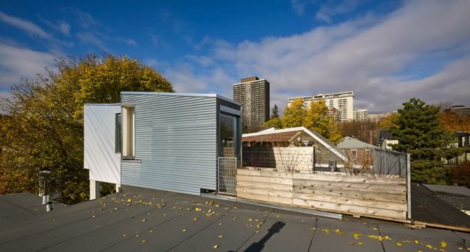 Aleph Bau, twelve tacoma, aluminum cladding, aluminum exterior, toronto row homes, modern architecture, aluminum home exterior, building materials, home design, interio design, minimalist interior design, toronto architecture, modern home design,