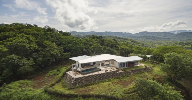 Casa Pájaro de Plata, OS Arquitectura, John Osborne, jungle, infinity pool, viewing platform, green architecture, wood, marble, natural stone, panoramic views