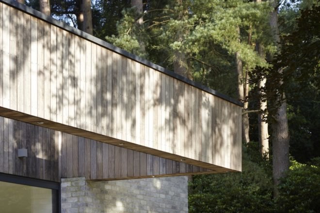 House in the Woods by alma-nac, House in the Woods in England, prefabricated housing, prefab contemporary home, SIPs architecture, SIP prefab home,