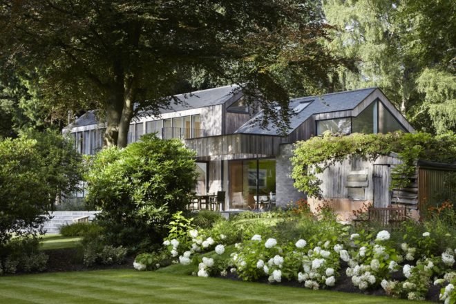 House in the Woods by alma-nac, House in the Woods in England, prefabricated housing, prefab contemporary home, SIPs architecture, SIP prefab home,