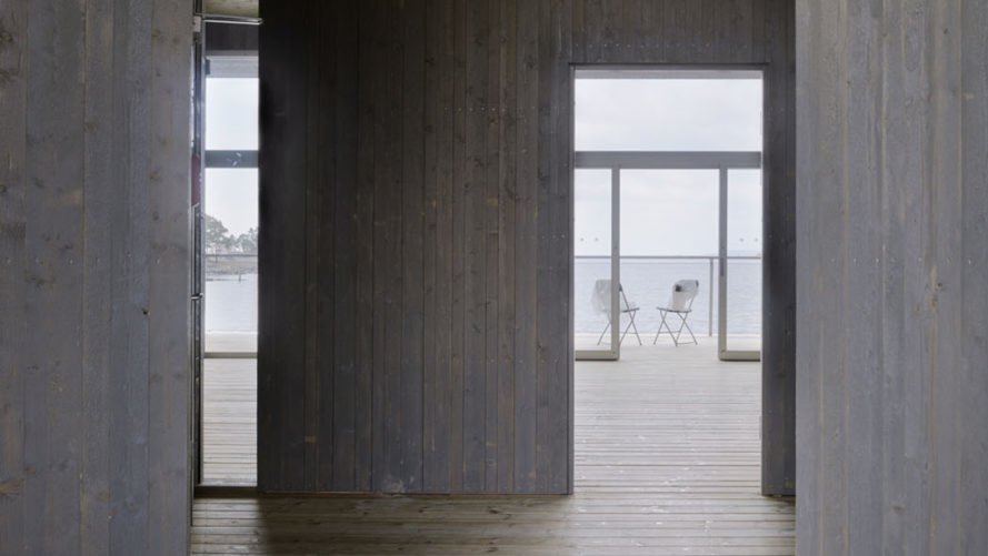 Kallbadhus, bath house, timber cladding, Sweden, Kallbadhusets Vänner, White Arkitekter, green architecture, sauna, glulam beams, bridge
