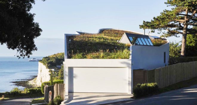 Ness Point House, Tonkin Liu Architects, England, green roof, natural ventilation, natural cooling, green architecture, skylight, solar power, heat recovery