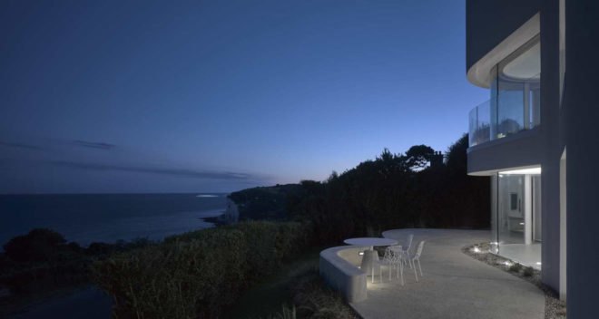 Ness Point House, Tonkin Liu Architects, England, green roof, natural ventilation, natural cooling, green architecture, skylight, solar power, heat recovery
