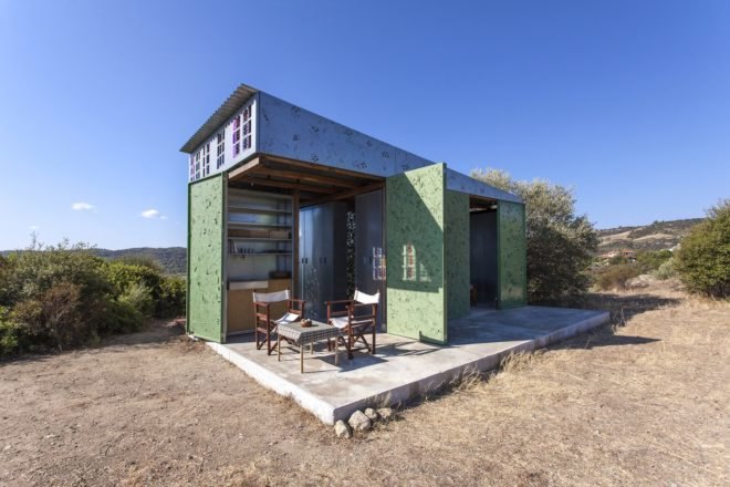 Olive Tree House by Eva Sopéoglou, Halkidiki house, Halkidiki summer house, prefabricated summer retreat, prefab Greek home, prefab summer home, METALSO in prefab homes,