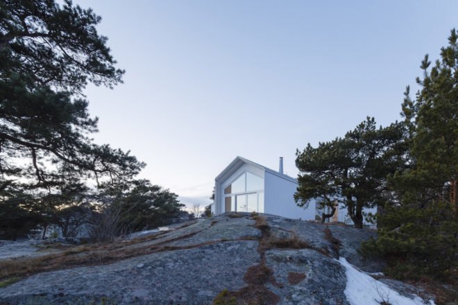 Stormvillan by Mer Arkkitehdit, Stormvillan in Finland, Stormvillan in Hanko, Contemporary Finnish architecture, Finnish coastal architecture, coastal home with views in Hanko
