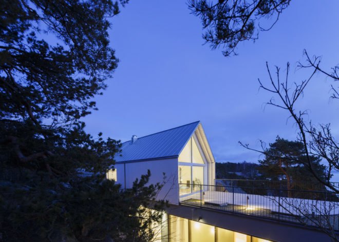 Stormvillan by Mer Arkkitehdit, Stormvillan in Finland, Stormvillan in Hanko, Contemporary Finnish architecture, Finnish coastal architecture, coastal home with views in Hanko
