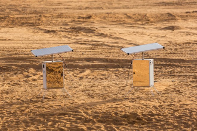 SunGlacier, Desert Twins, Desert Twins by SunGlacier, Ap Verheggen, Sahara, Sahara Desert, Mali, Africa, desert, sand, water, dry, well, condensation, sun, solar, solar power, solar energy, water issues