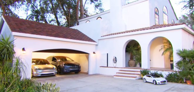 Tesla, Tesla powerwall, Tesla Solar Roof, Tesla solar roof tiles, solar roof tiles, Tesla solar, solar power, renewable energy, solar power for home, solar power roof, solar roof, Elon Musk, Twitter, Elon Musk twitter, solar slate roof, solar Tuscan roof, Solar tile roof