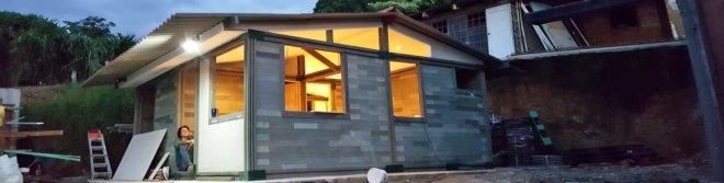 Conceptos Plásticos, Fernando Llanos, Óscar Méndez, recycled materials, recycled plastic, LEGO bricks, LEGO like bricks, LEGO home building, recycled plastic bricks, recycled plastic materials, green building, green construction, humanitarian desig