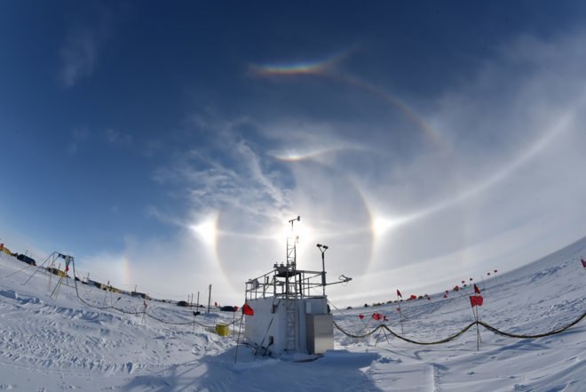 Antarctica, Antarctic, West Antarctica, snow, ice, melt, melting, melt event, meltwater, climate, warming, climate change, warm air, global warming, El Niño, environment