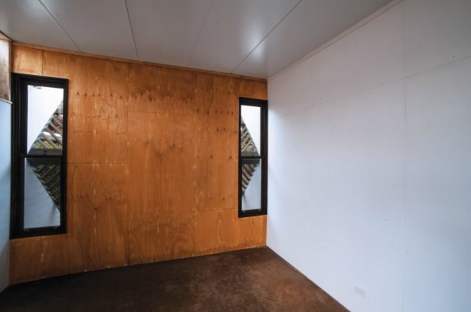 PH Architects, Nervegna Reed Architecture, Arrow Studio, art studio australia, australian architecture, art gallery design, arrow art gallery, Hanging Rock in Victoria, victoria art gallery, art studio hanging rock, timber art gallery, timber building material, green buildings, art buildings, mirrored buildings, brick veneer, garden shed, garden art gallery
