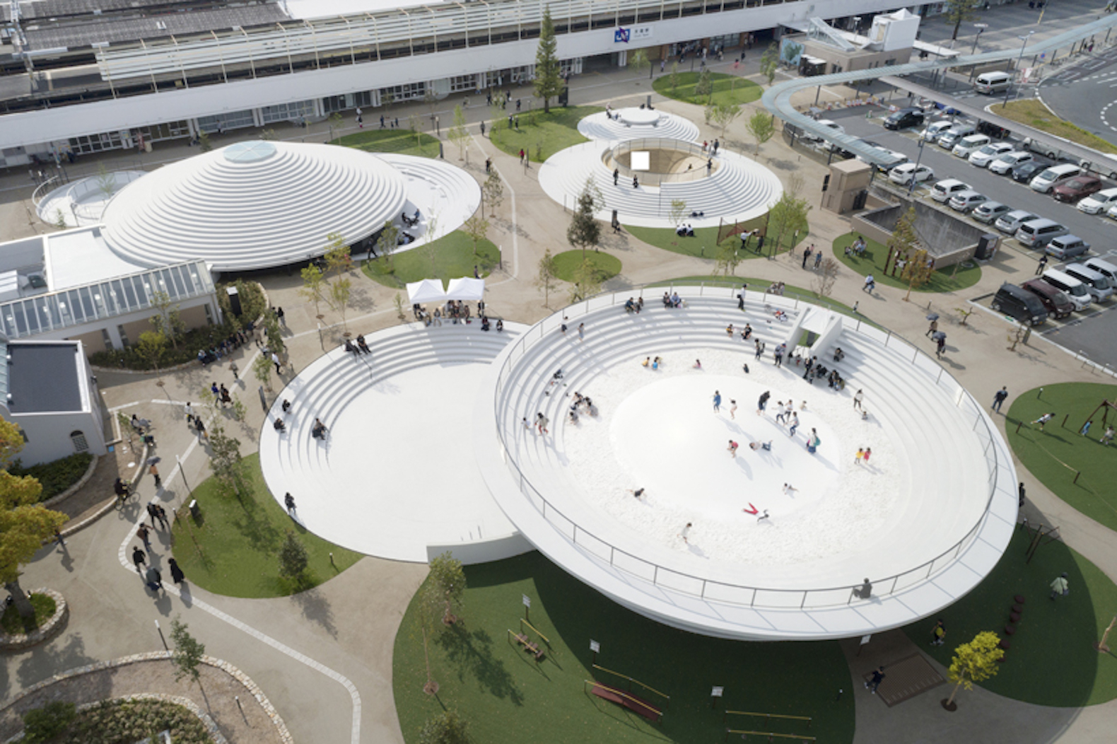 CoFuFun by Nendo, CoFuFun plaza, CoFuFun Japan, CoFuFun Tenri Station, Tenri station plaza, Cofun, ancient Japanese tombs, nendo public space, nendo design, nendo urban design, multirpurpose plaza design, precast white concrete,