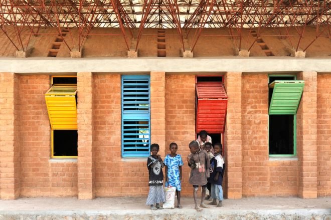 Diébédo Francis Kéré, Kéré Architecture, Serpentine Pavilion by Diébédo Francis Kéré, Serpentine Pavilion, 2017 Serpentine Pavilion, Serpentine Galleries, architecture, design, pavilion, pavilions, temporary pavilion, temporary pavilions, rainwater, rainwater collection, rainwater gathering, London, Burkina Faso, Gando Primary School Extension, Gando, school, school architecture