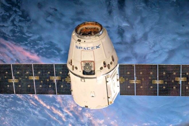 Elon Musk, SpaceX, Mars, colonization, paper, space travel, Earth,