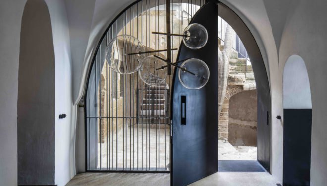 Modern Cave, Pitsou Kedem Architects, cave, Israel, vaulted ceilings, green renovation, natural light, renovated interior, green interior