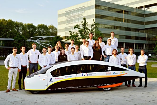 Eindhoven University of Technology, TU/e, solar-powered, car, vehicle, Stella Vie, solar car, clean energy, renewable energy,