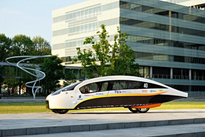 Eindhoven University of Technology, TU/e, solar-powered, car, vehicle, Stella Vie, solar car, clean energy, renewable energy,