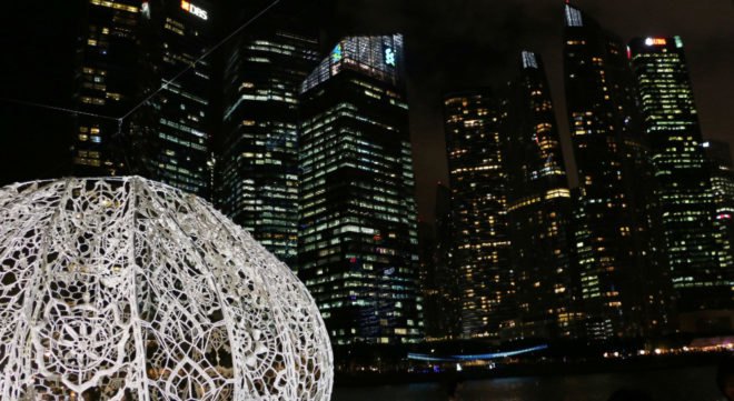 Urchins installation, Choi+Shine Architects, art installation, sea urchins, iLight Marina Bay Festival, Singapore, temporary installation, biomimicry, green design, patterns