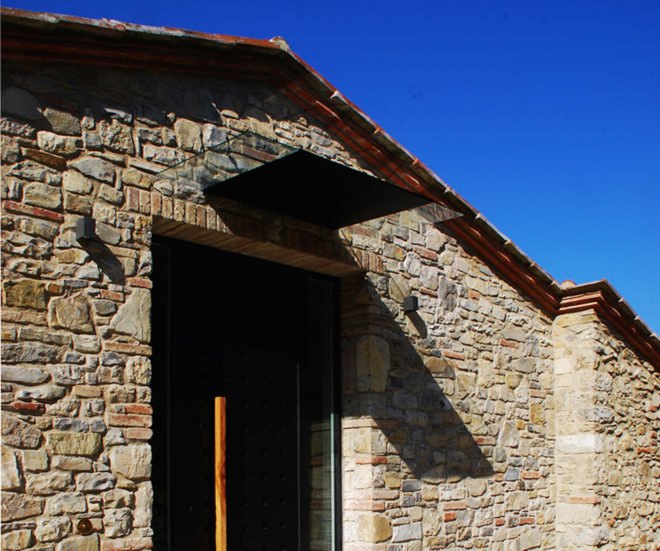 Chianti Hills farmhouse by Lenzi + Baglini Architetti, renovated farmhouse, adaptive reuse farmhouse, Tuscany farmhouse contemporary, contemporary farmhouse redesign, Chianti Hills architecture