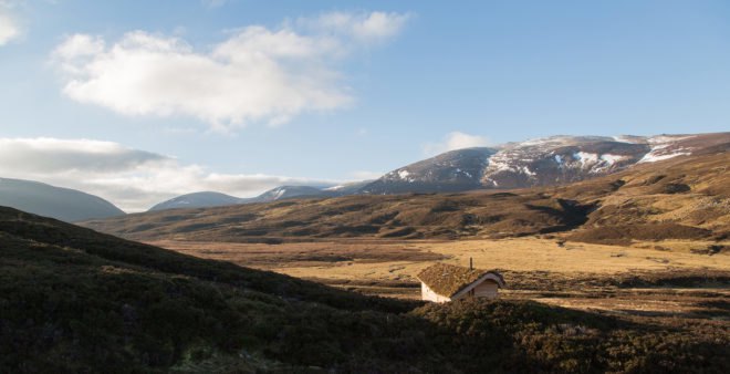 Culardoch Shieling hut, Moxon Architects, green roof, tiny hut, Scotland, locally sourced materials, natural building materials, green architecture, tiny house