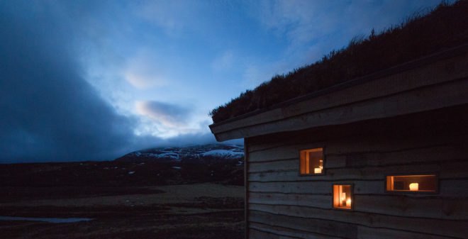 Culardoch Shieling hut, Moxon Architects, green roof, tiny hut, Scotland, locally sourced materials, natural building materials, green architecture, tiny house