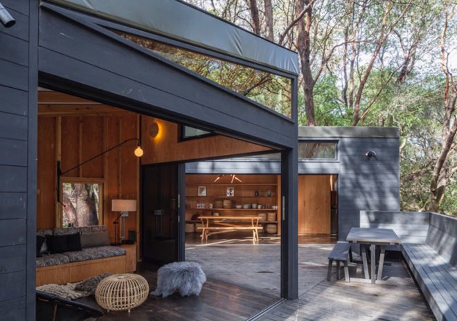 Forest House by Envelope A+D, Forest House by Envelope Architecture + Design, Forest House in Northern California, holiday retreat california, unconventional holiday retreat, holiday home in Mendocino county, tent cabins