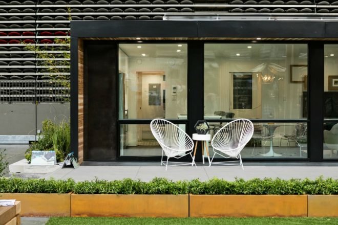 Honomobo shipping container home, prefab homes, shipping container design, green design, sustainable design, sustainable home design, shipping container homes, honomodo container homes, highly efficient shipping container homes, high-grade insulation, net positive home designs, eco homes, shipping container construction, solar power, modular construction,
