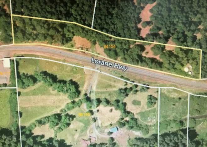 Lorane Hwy dome home, eco friendly domes, dome home, oregon dome home, oregon alien home, oregon eco properties, oregon real estate, green design, eco domes, alien homes, alien-like domes, eco domes, off grid living, off grid tiny homes,
