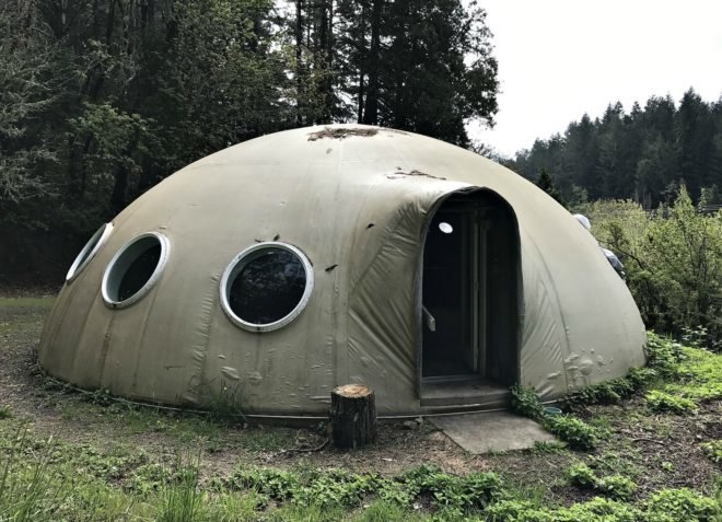 Lorane Hwy dome home, eco friendly domes, dome home, oregon dome home, oregon alien home, oregon eco properties, oregon real estate, green design, eco domes, alien homes, alien-like domes, eco domes, off grid living, off grid tiny homes,