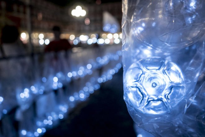 PlasticWaste Labyrinth by Luzinterruptus, PlasticWaste Labyrinth Madrid, PlasticWaste Labyrinth, Madrid Four Seasons art, plastic bottle art, trash art installation, environmental art in Madrid, Plaza Mayor installation, Centennial Celebration of Plaza Mayor