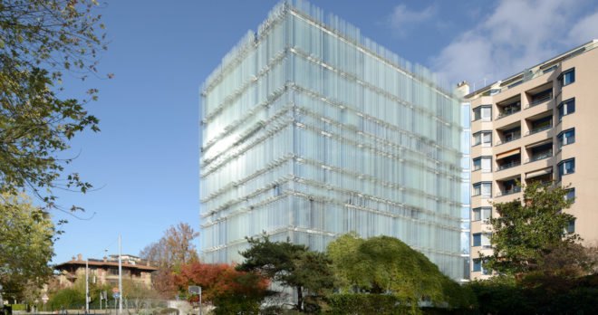 Giovanni Vaccarini Architetti, SPG Headquarters, green renovation, office building, glass facade, Geneva, natural ventilation, green architecture, natural light, thermal insulation, acoustic insulation, Brise-soleil, LED lights