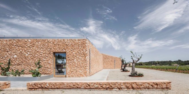 Son Juliana winery by Munarq Arquitectes, Majorca winery, solar powered winery, off grid winery, cork lined roofs, cork for insulating roofs, geothermal heat pump winery, renewable energy winery, off grid Majorca, Son Juliana winery,