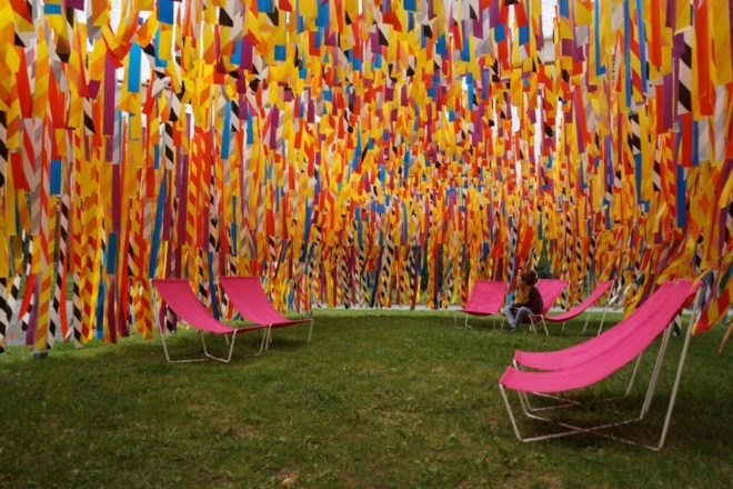 Vertical Line Garden, Vertical Line Garden by BACKOFFICE, Vertical Line Garden 2017, Vertical Line Garden Quebec, Vertical Line Garden International Garden Festival, International Garden Festival art, International Garden Festival 2017 Quebec, kinetic art installation, Les Jardins de Métis pavilion