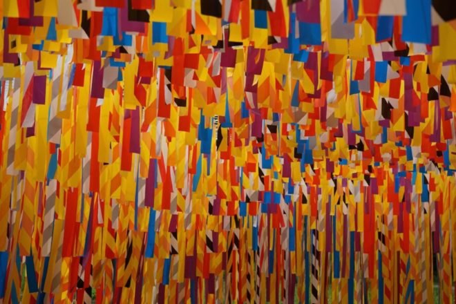 Vertical Line Garden, Vertical Line Garden by BACKOFFICE, Vertical Line Garden 2017, Vertical Line Garden Quebec, Vertical Line Garden International Garden Festival, International Garden Festival art, International Garden Festival 2017 Quebec, kinetic art installation, Les Jardins de Métis pavilion