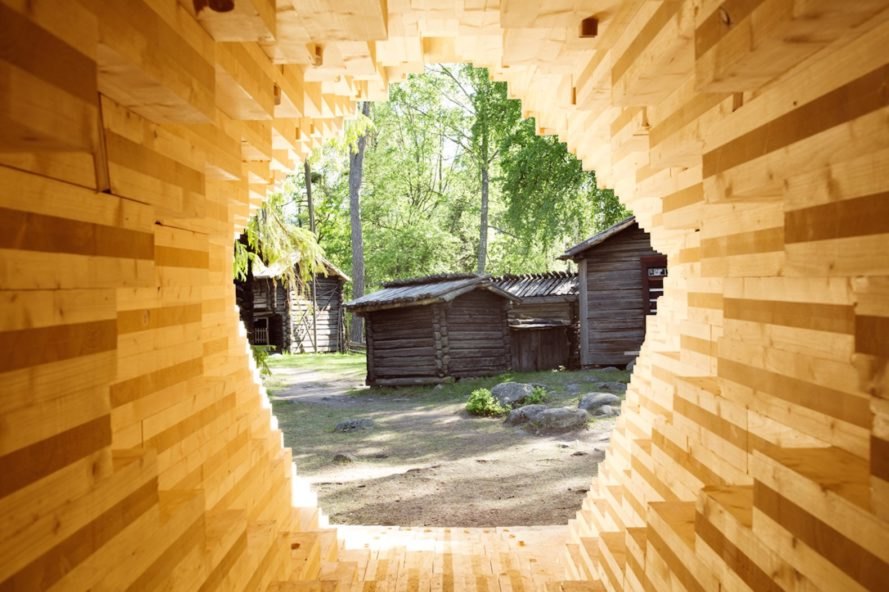Y sculpture at Seurasaari open air museum, Y sculpture Niemelä Tenant Farm, Y by Emmi Keskisarja & Janne Teräsvirta & Company Architects, digital fabrication and traditional woodworking, digital fabrication with handicrafts, digitally fabricated timber sculptures