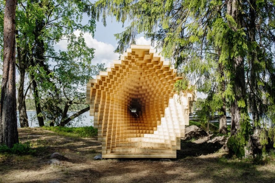 Y sculpture at Seurasaari open air museum, Y sculpture Niemelä Tenant Farm, Y by Emmi Keskisarja & Janne Teräsvirta & Company Architects, digital fabrication and traditional woodworking, digital fabrication with handicrafts, digitally fabricated timber sculptures
