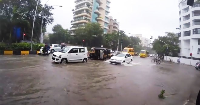 Flood, floods, flooding, floodwaters, floodwater, water, India, Mumbai, Nepal, Bangladesh, natural disaster, natural disasters, monsoon, monsoons, monsoon rain, rain, raining, rainfall