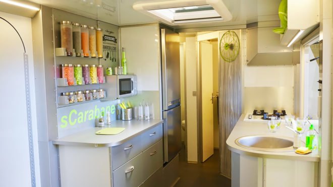 Green Cat Technologies, sCarabane, sCarabane by Green Cat Technologies, caravan, caravans, rotate, rotating, folding, foldable, clean technology, renewable technology, renewable energy, clean energy, solar power, solar energy, solar concentrator, wind power, wind energy, wind turbine