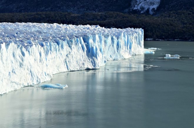 Larsen C, ice shelf, Antarctica, satellites, climate change, global warming, natural disasters, sea levels, University of Leeds,