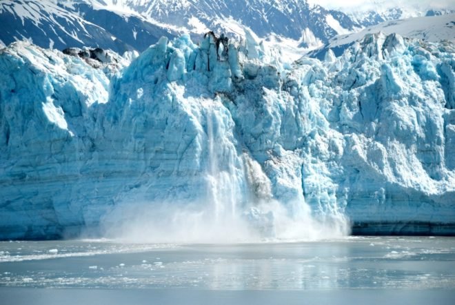 Larsen C, ice shelf, Antarctica, satellites, climate change, global warming, natural disasters, sea levels, University of Leeds,