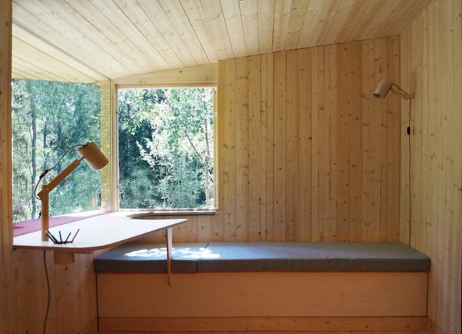Look Out Lodge by Anders Berensson Architects, Look Out Lodge in Stockholm, prefabricated window designs, Sky Tower in the bedroom, prefabricated timber house extension, Look Out Lodge house extension,