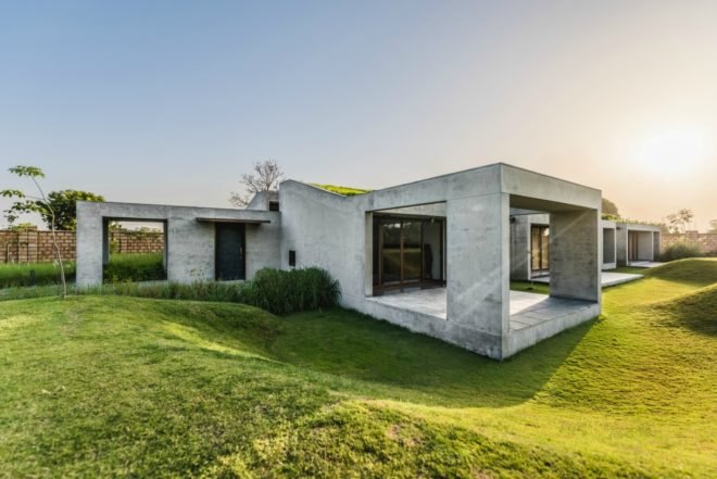 MISA ARCHITECTS, Outhouse, Vansajada, India, bamboo curtains, indian architecture, home design, green home design, green rooftops, homes with green roofs, installing green roofs, concrete homes, brutalist architecture, homes in India, interior design, water collection systems,