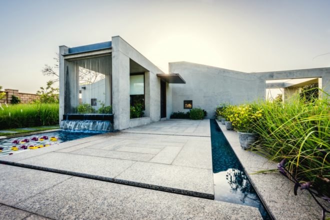MISA ARCHITECTS, Outhouse, Vansajada, India, bamboo curtains, indian architecture, home design, green home design, green rooftops, homes with green roofs, installing green roofs, concrete homes, brutalist architecture, homes in India, interior design, water collection systems,