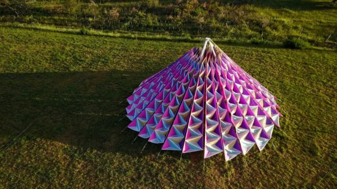 Titled Wind Cathedral, Neon studio, Victor-Saint-la Riviere, art installations, art installations france, neon, Mark Nixon, Horizons exhibition, wind art installations, tent art installations, colorful cathedral, art installation structures, fabric cathedral, tent cathedral