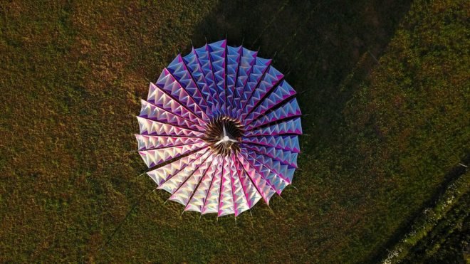 Titled Wind Cathedral, Neon studio, Victor-Saint-la Riviere, art installations, art installations france, neon, Mark Nixon, Horizons exhibition, wind art installations, tent art installations, colorful cathedral, art installation structures, fabric cathedral, tent cathedral