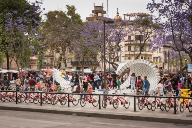 One Bucket at a Time by Factor Eficiencia and 5468796 Architecture, MEXTROPOLI 2017 installation, MEXTROPOLI 2017 buckets, bucket installation, bucket public space, bucket art, viene viene, viene viene-inspired architecture, painter bucket architecture, Mexico City public space pop up