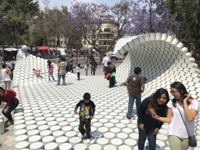 One Bucket at a Time by Factor Eficiencia and 5468796 Architecture, MEXTROPOLI 2017 installation, MEXTROPOLI 2017 buckets, bucket installation, bucket public space, bucket art, viene viene, viene viene-inspired architecture, painter bucket architecture, Mexico City public space pop up