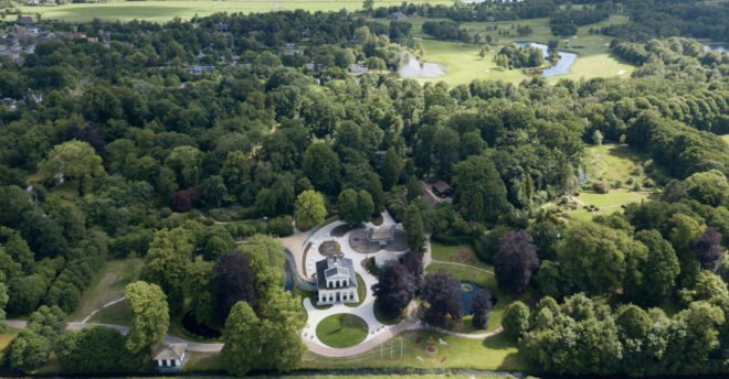 Vijversburg visitor center, visitor center, the Netherlands, Studio Maks, Junya Ishigami + Associates, green architecture, curved glass, glass facade, parkland