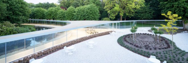 Vijversburg visitor center, visitor center, the Netherlands, Studio Maks, Junya Ishigami + Associates, green architecture, curved glass, glass facade, parkland